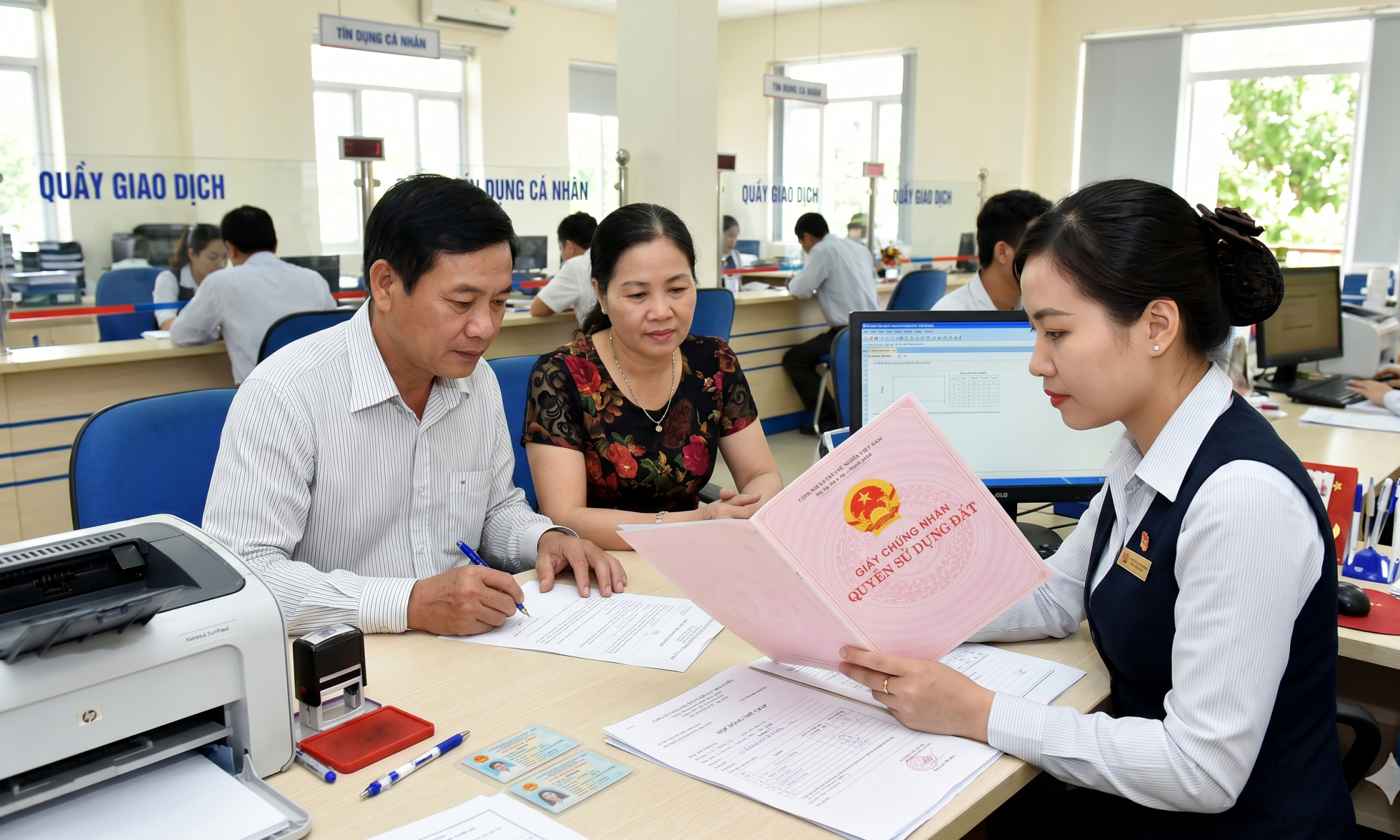 Thủ tục công chứng mua bán nhà đất tại văn phòng công chứng